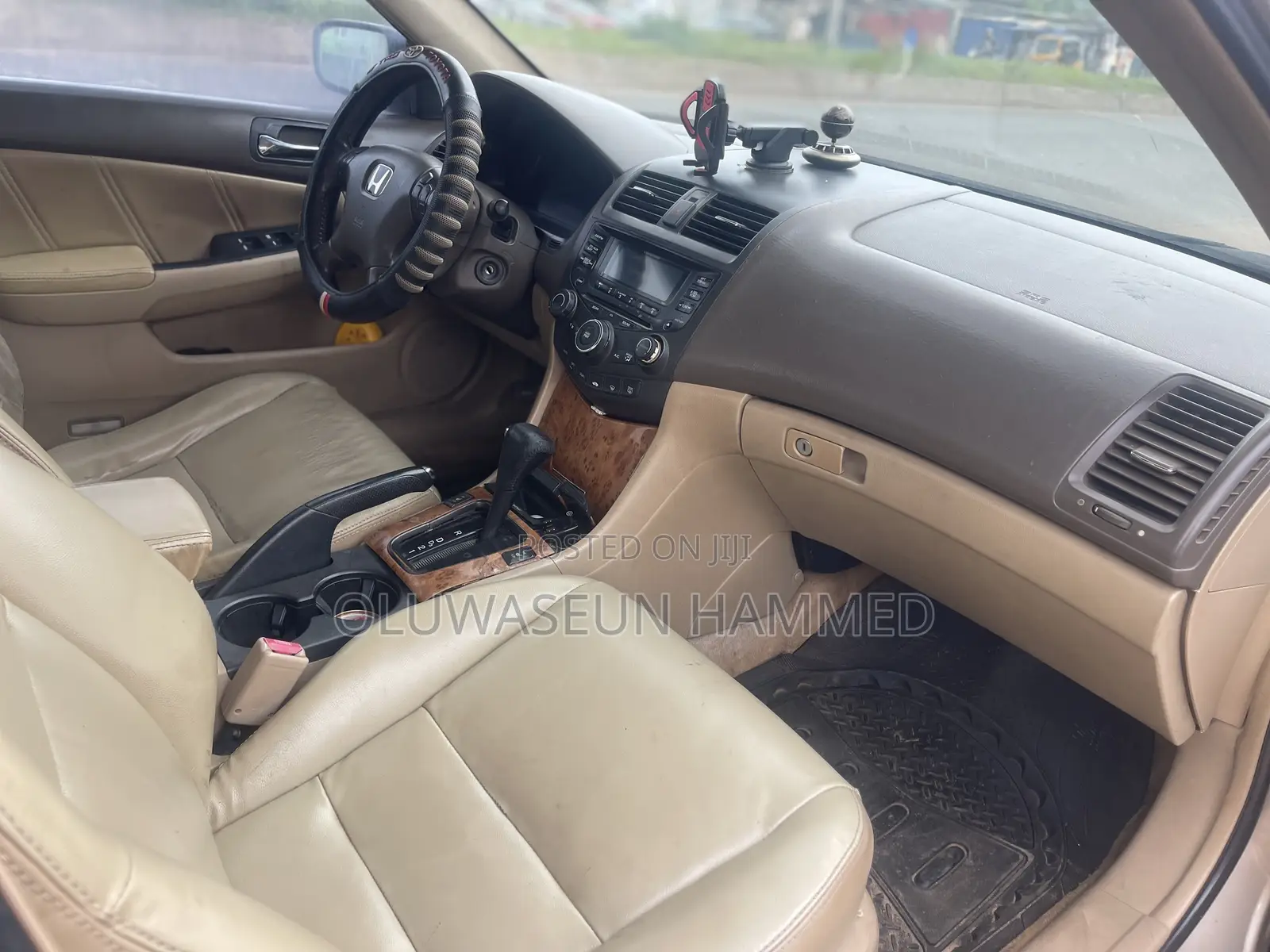 Honda Accord 2005 Gold