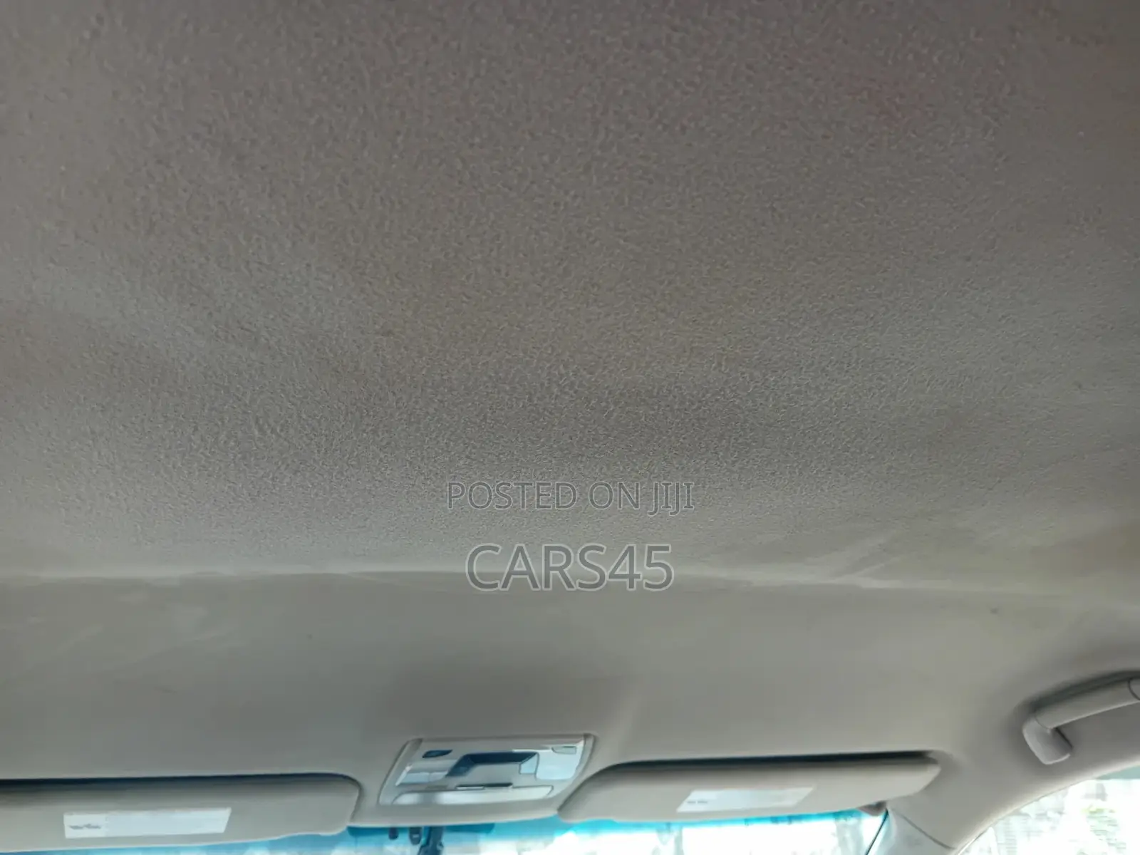 Toyota Sienna 2011 Gold