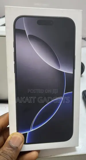 New Apple iPhone 16 Pro Max 256 GB Black