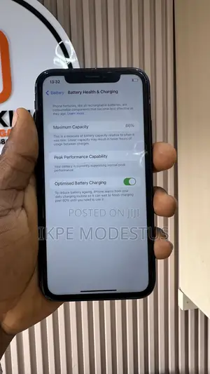 Apple iPhone XR 64 GB Black