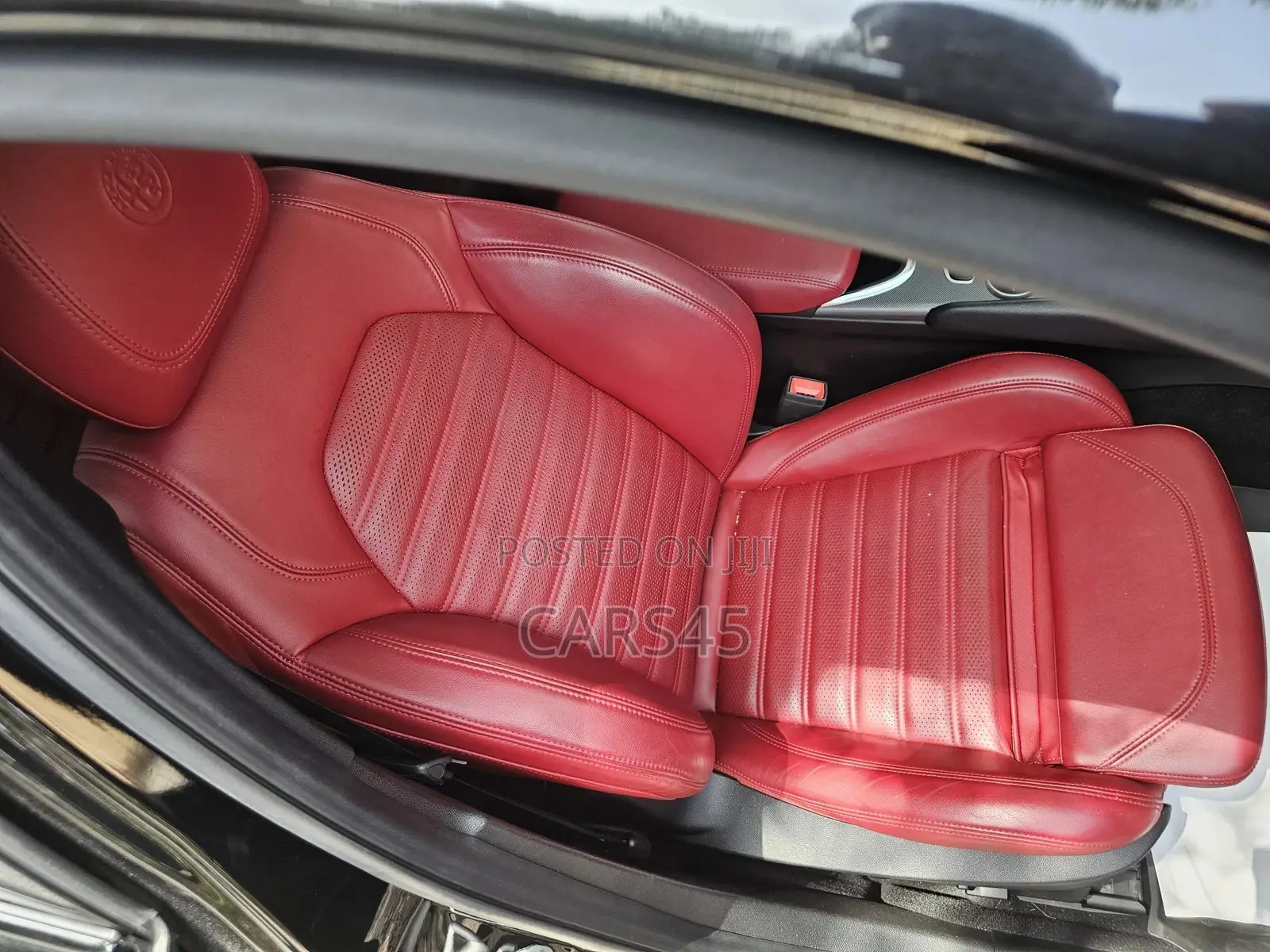 Alfa Romeo Giulia 2021 Black