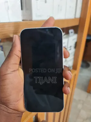 Apple iPhone 15 128 GB White