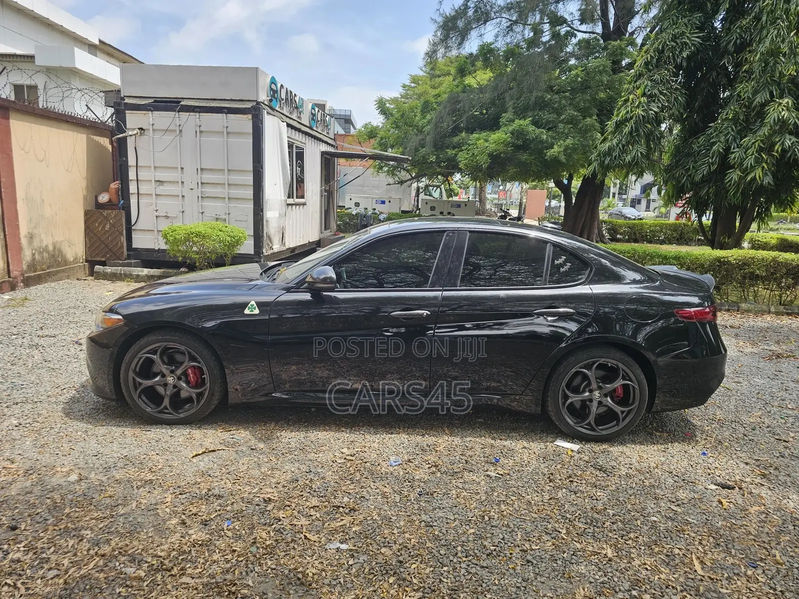Alfa Romeo Giulia 2021 Black