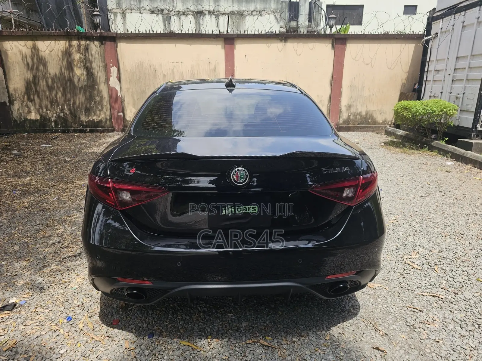 Alfa Romeo Giulia 2021 Black