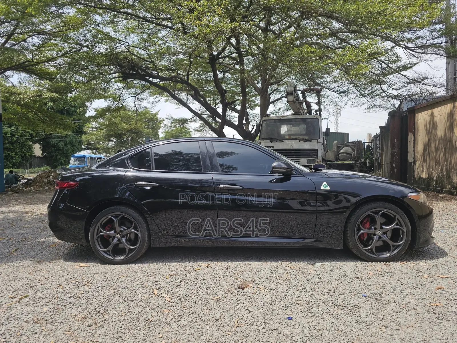 Alfa Romeo Giulia 2021 Black