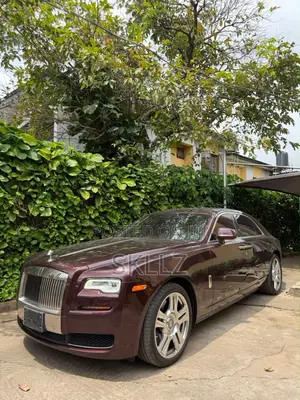 Rolls-Royce Ghost 2017 Burgundy