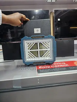 Suntrick Solar Flood Light With 3 Detachable Solar Panels
