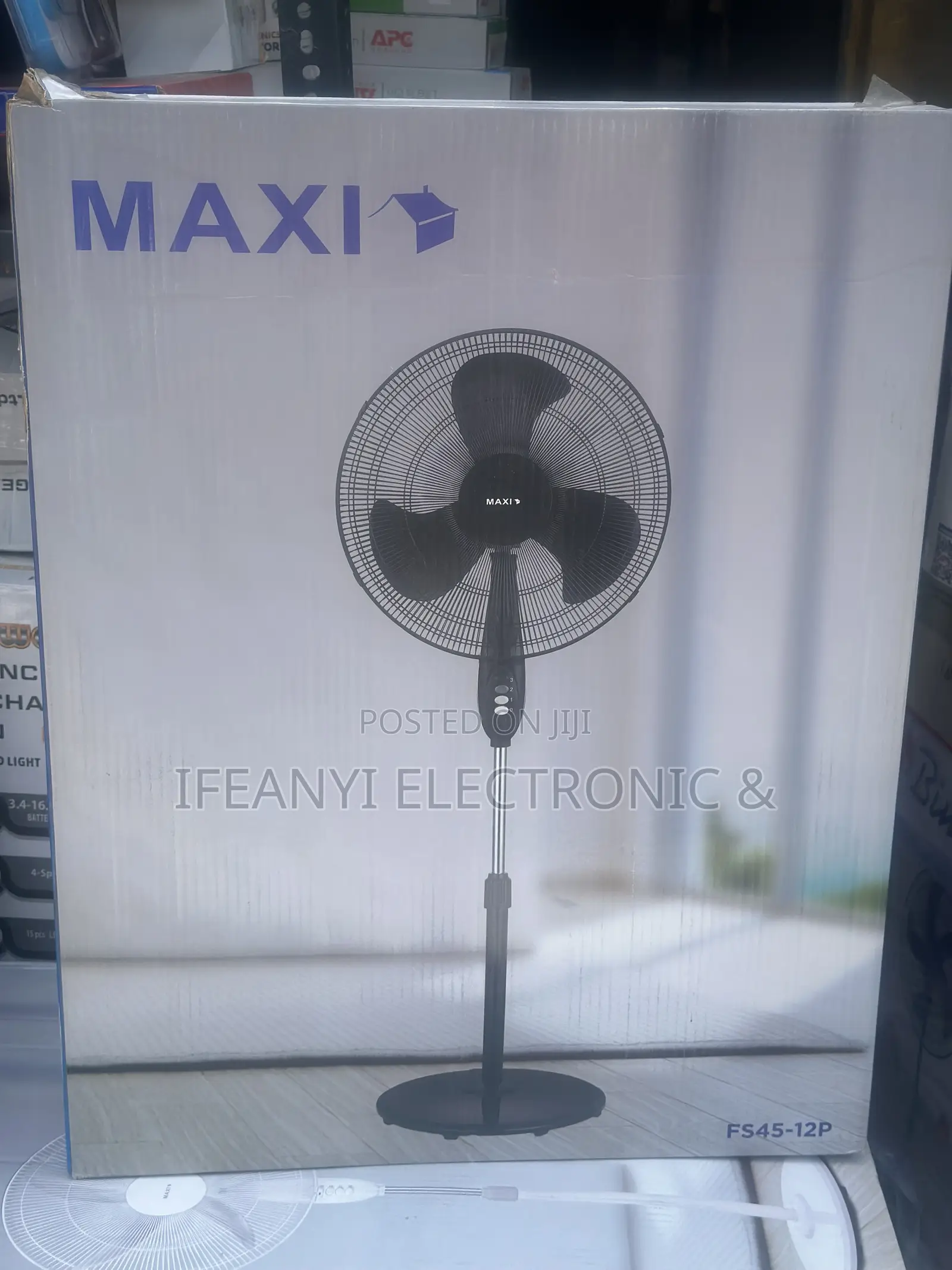 Maxi Standing Fan 20 Inch White/Black