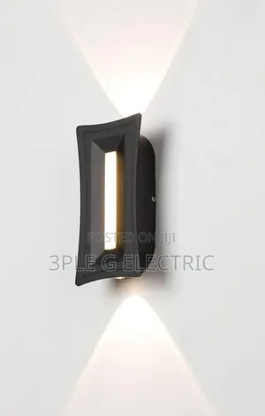 Modern LED Outdoor Light for Gate and Fence