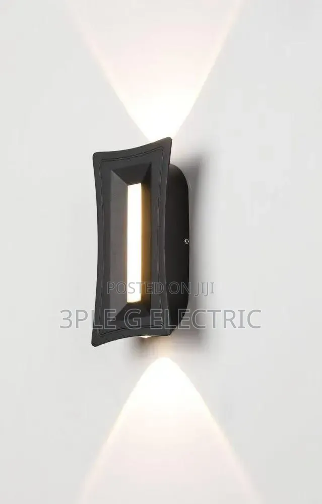 Modern LED Outdoor Light for Gate and Fence