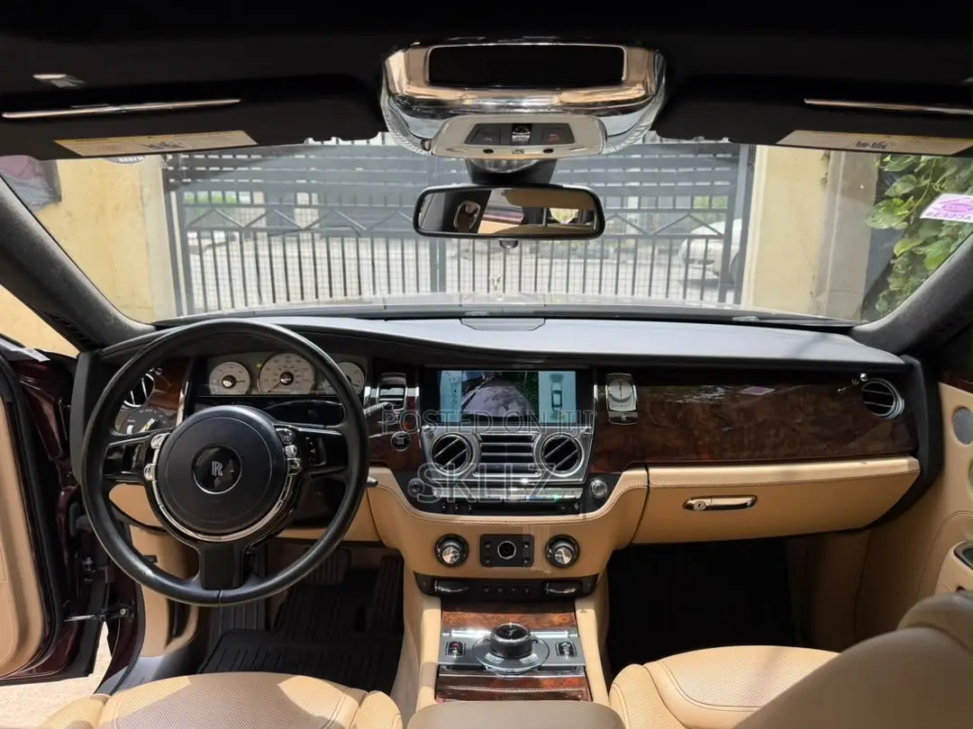 Rolls-Royce Ghost 2017 Burgundy