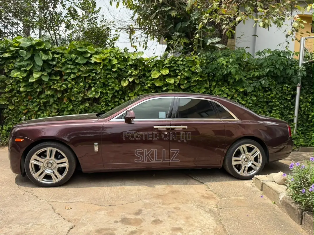 Rolls-Royce Ghost 2017 Burgundy