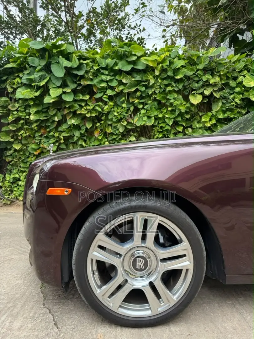 Rolls-Royce Ghost 2017 Burgundy