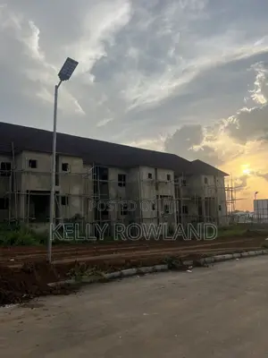 3bdrm Block of Flats in Apo District for sale