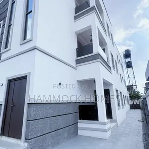 3bdrm Apartment in Kolapo Ishola Gra!, Akobo for sale
