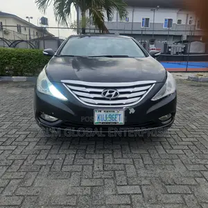 Hyundai Sonata 2011 Black