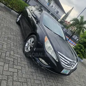 Hyundai Sonata 2011 Black