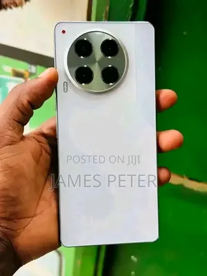 Tecno Camon 30 256 GB White
