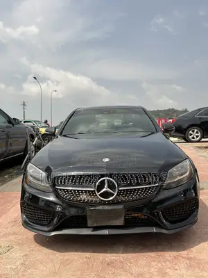 Mercedes-Benz C300 Luxury Sedan RWD (2.0L 4cyl 7A) 2016 Black