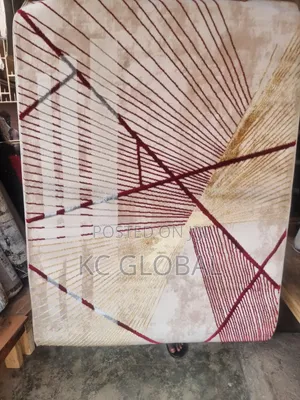 Center Rug. 7 by 10 High Quality Smooth Center Rug Available in Bulk