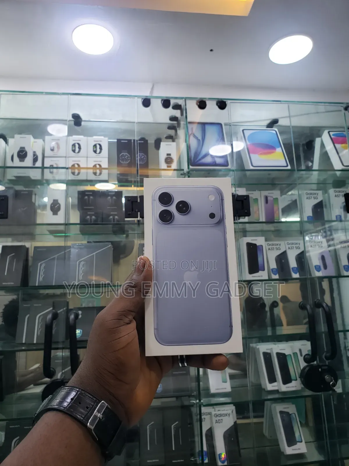 New Apple iPhone 18 Pro Max 512 GB Blue