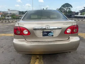 Toyota Corolla LE 2006 Gold