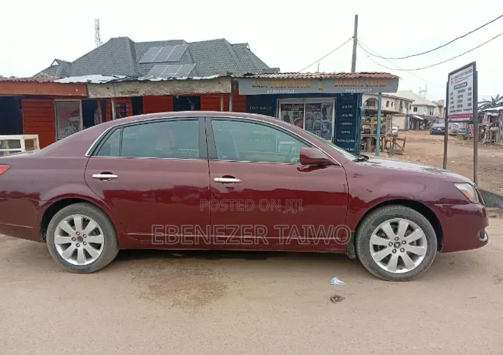 Toyota Avalon 2008