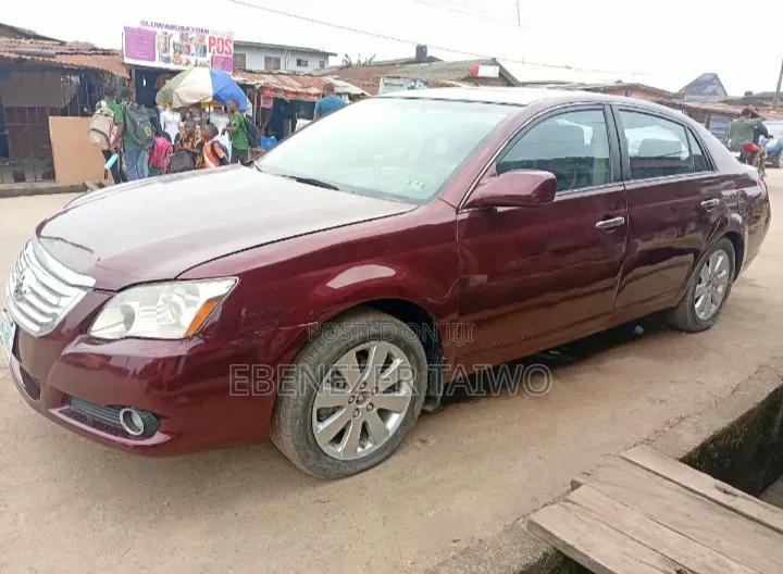 Toyota Avalon 2008