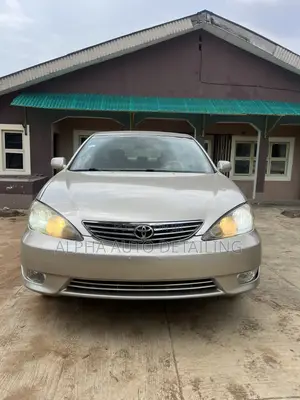 Toyota Camry 2006 Gold