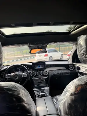 Mercedes-Benz GLC-Class 2018 Blue