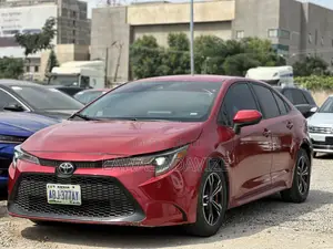 Toyota Corolla LE (1.8L 4cyl 2A) 2019 Red
