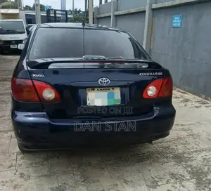 Toyota Corolla 2004 Blue