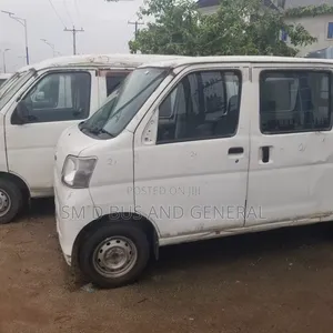Daihatsu Hijet 2010 White