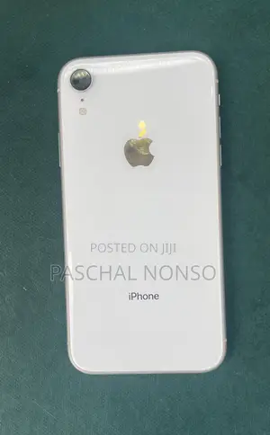 Apple iPhone XR 128 GB White