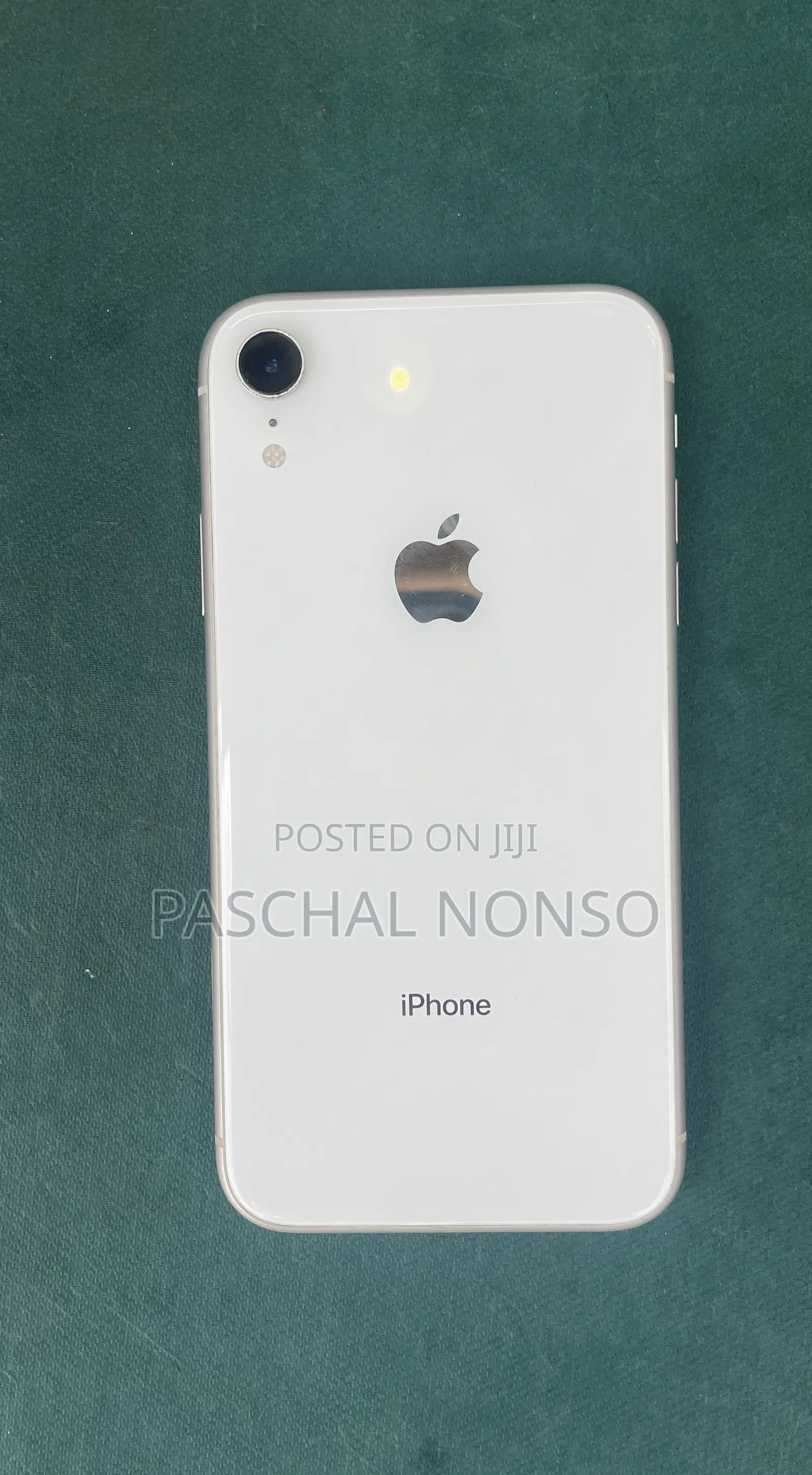 Apple iPhone XR 128 GB White