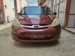 Toyota Sienna XLE Limited 2007 Red