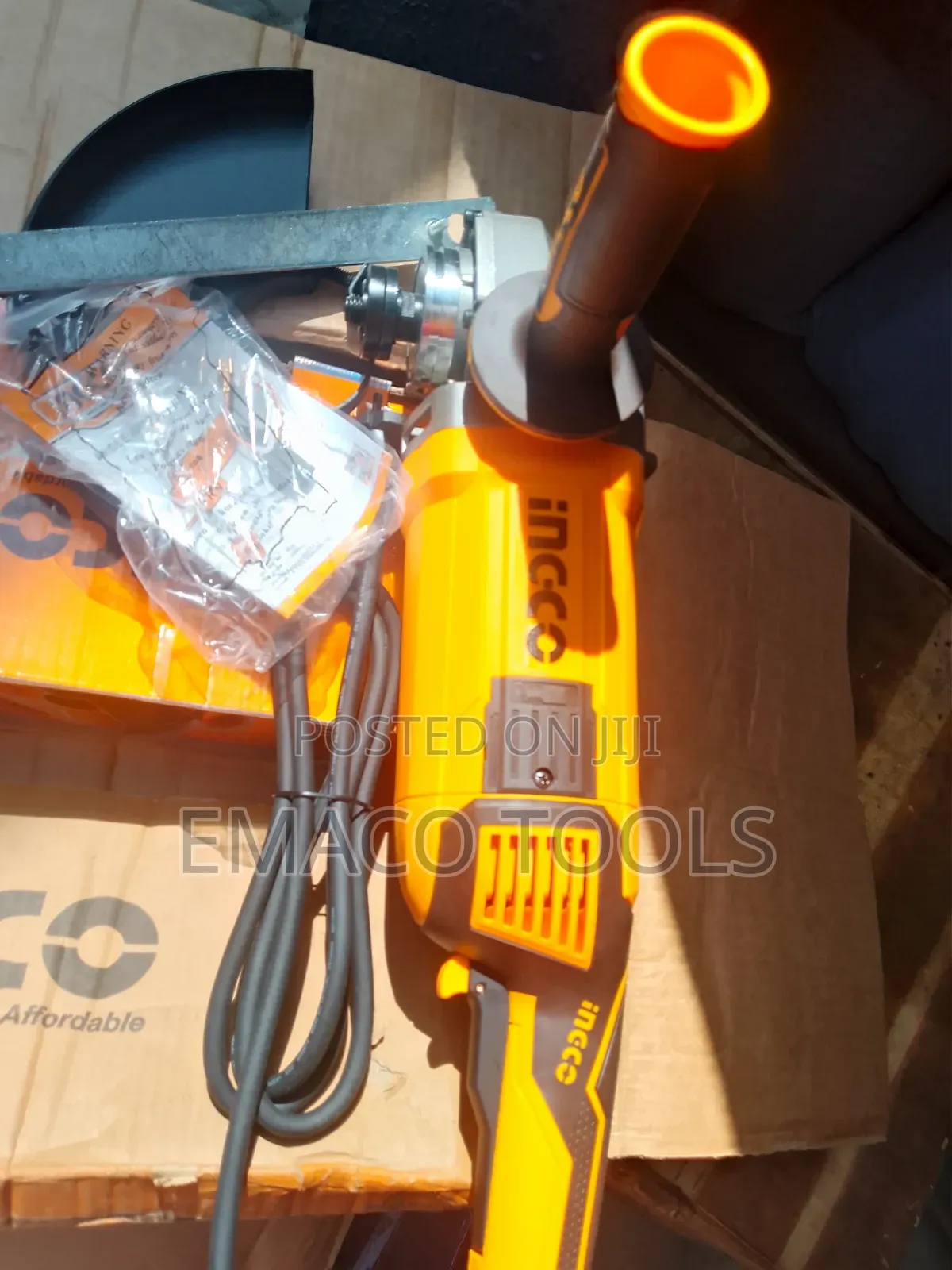 Heavy Duty 230mm Angle Grinder