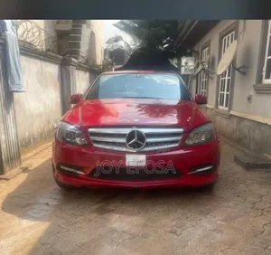 Mercedes-Benz C300 Luxury 4Matic Sedan AWD (3.0L 6cyl 7A) 2010 Red