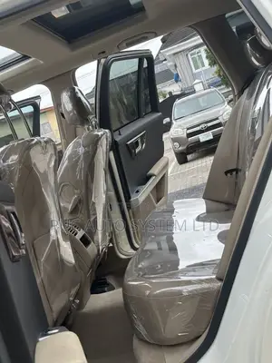 Mercedes-Benz GLK-Class 350 2011 White