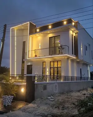 5bdrm Duplex in Pearl Gardens Estate, Sangotedo for sale