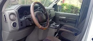 Ford E-350 2012 Silver