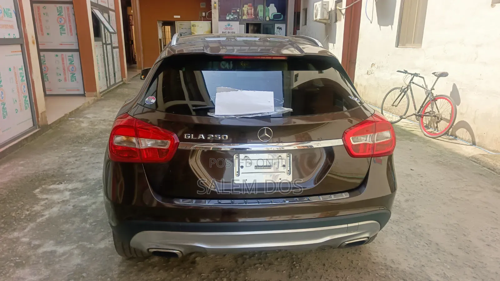 Mercedes-Benz GLA 250 2015 Brown