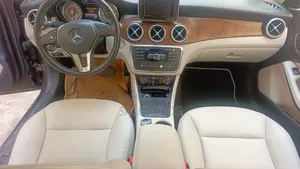 Mercedes-Benz GLA 250 2015 Brown
