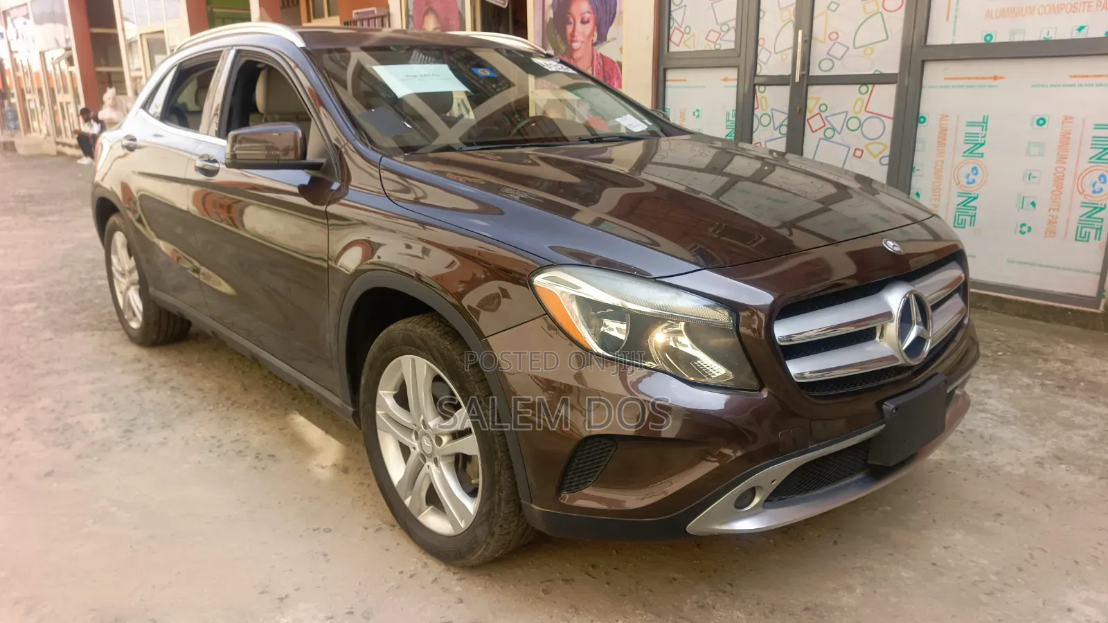 Mercedes-Benz GLA 250 2015 Brown