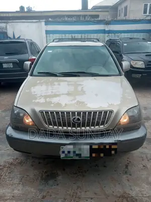 Lexus RX 2001 Gold