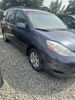 Toyota Sienna 2008 Gray
