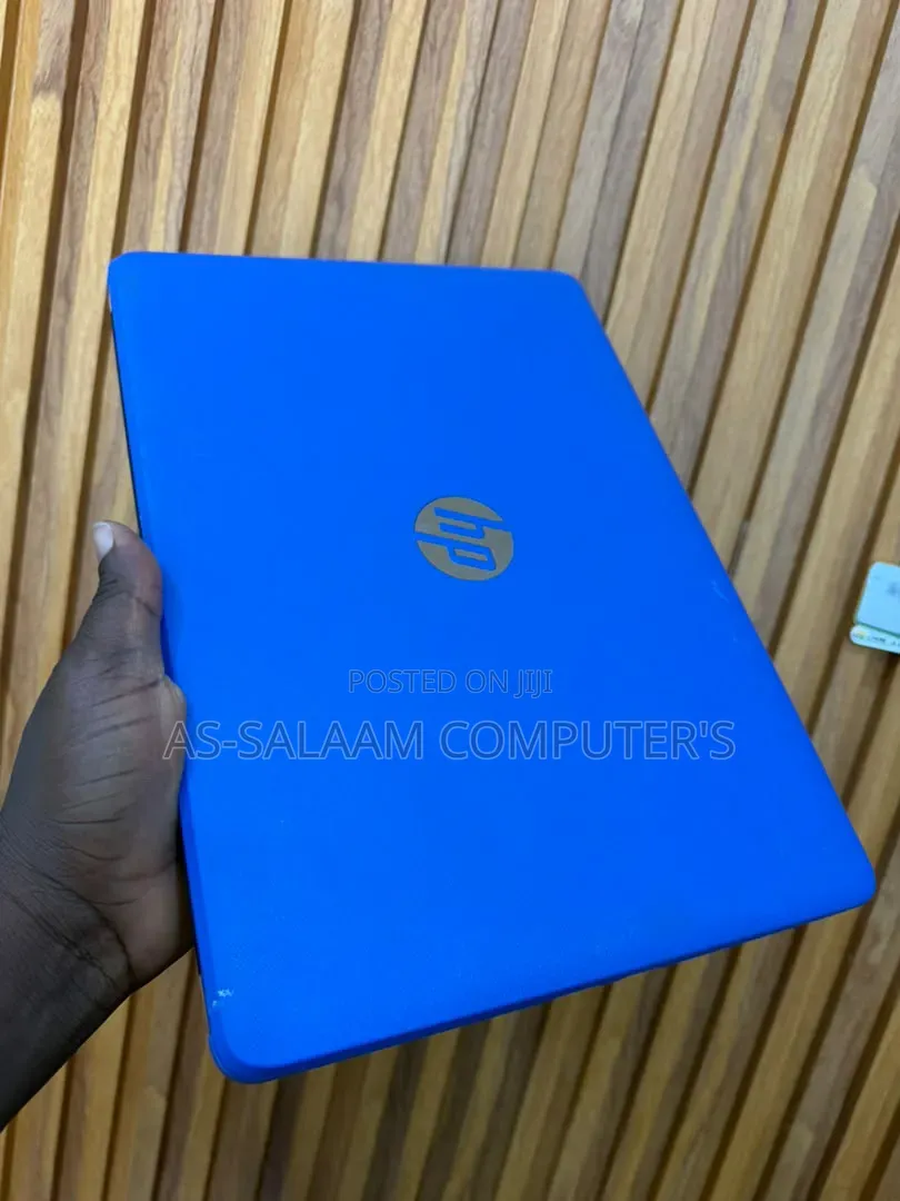 Laptop HP 240 G7 8GB AMD A6 SSD 128GB