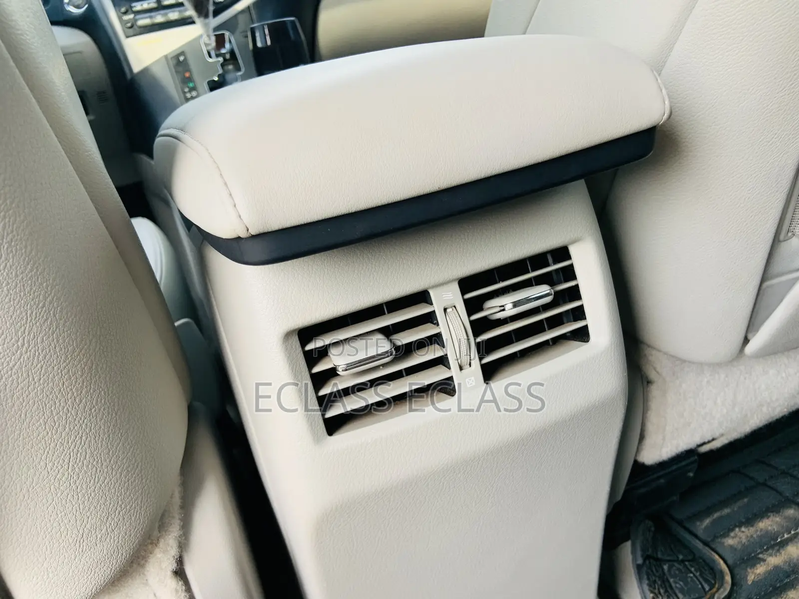 Lexus RX 2011 Silver