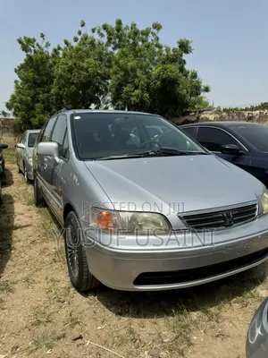 Honda Shuttle 2000 Silver