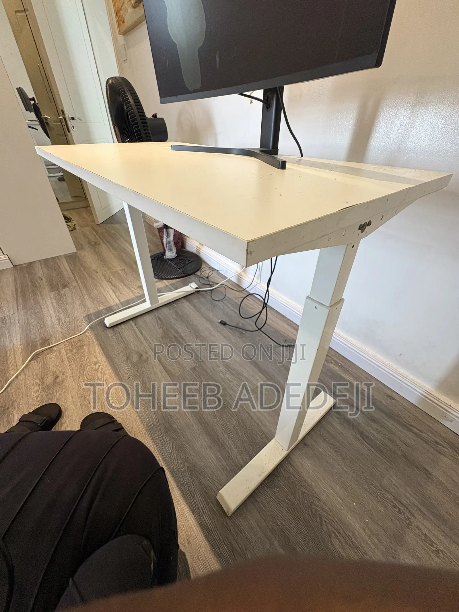 Adjustable Computer Desk